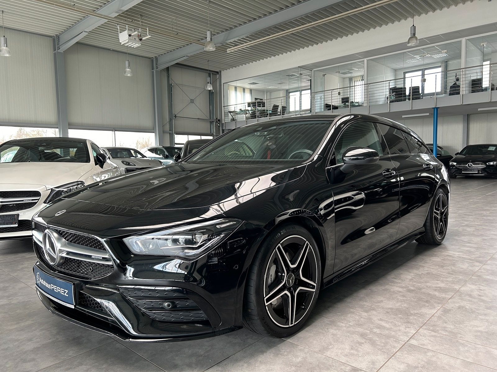 Mercedes-Benz CLA 35 AMG Shooting Brake 4M - Samsaru's Car Outlet
