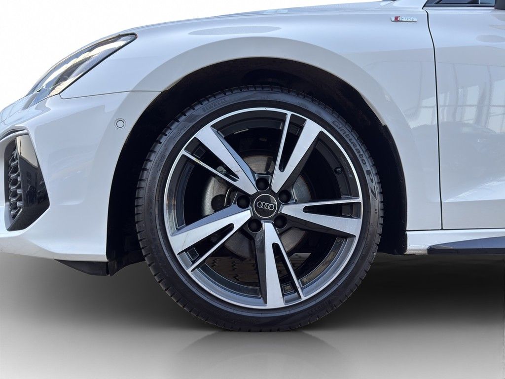 Audi A3 Sportback 35 TFSI S tronic S line MATRIX*NAV*