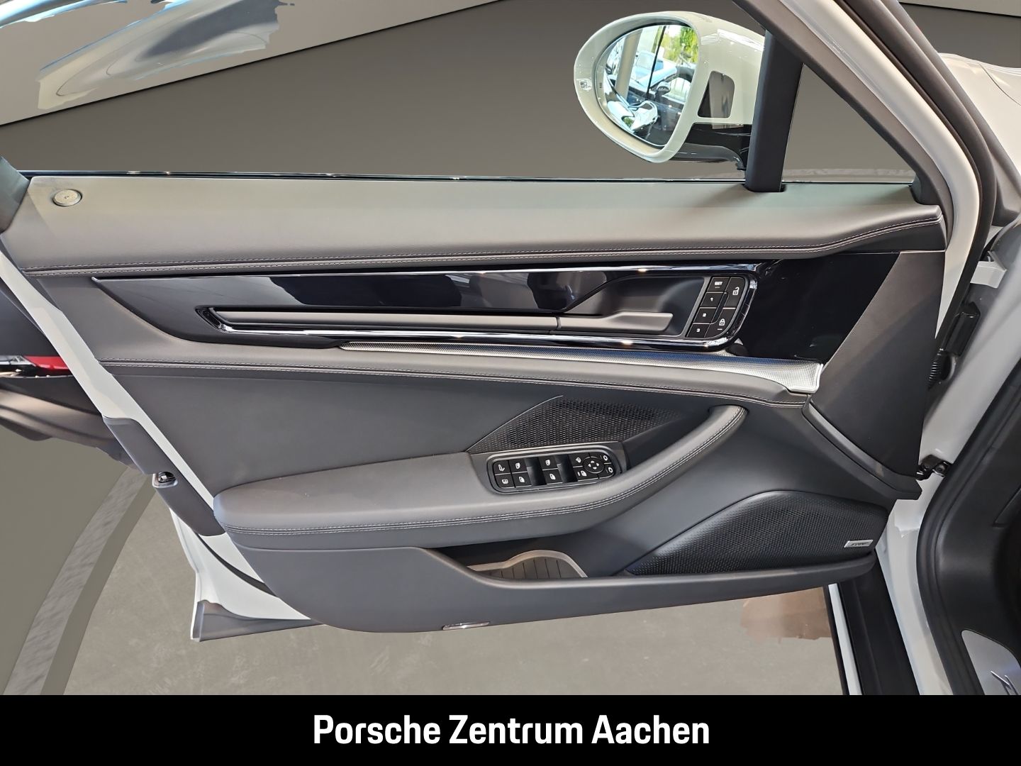 Porsche Panamera 4 E-Hybrid HA-Lenkung HeadUp Sportabgas