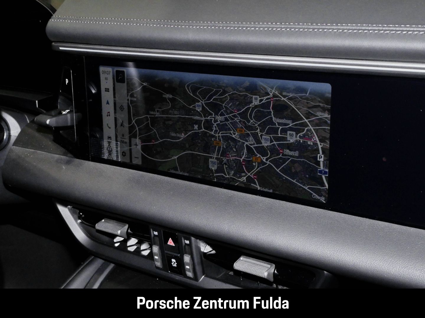 Porsche Macan 4 Luftfederung BOSE LED-Matrix 21-Zoll