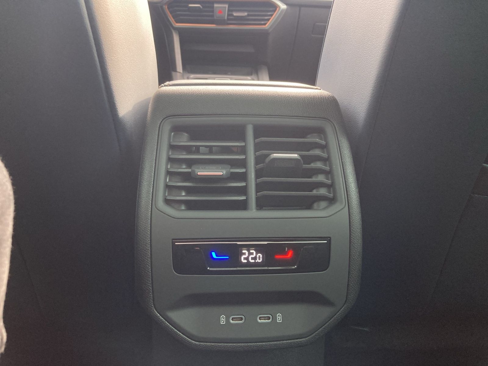 Cupra Formentor VZ 1.4 e-Hybrid MATT+LED+NAVI+AHK+PDC