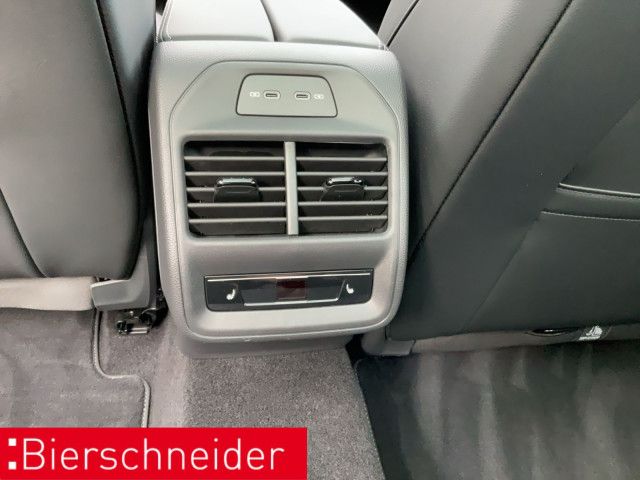 Volkswagen Passat Variant 2.0 TSI 4Mo R-Line AHK PANO STAND
