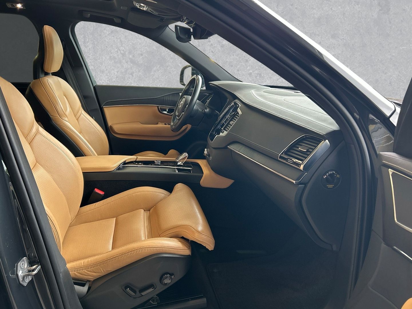 Volvo XC90 Inscription AWD B5 Diesel - Samsaru's Car Outlet