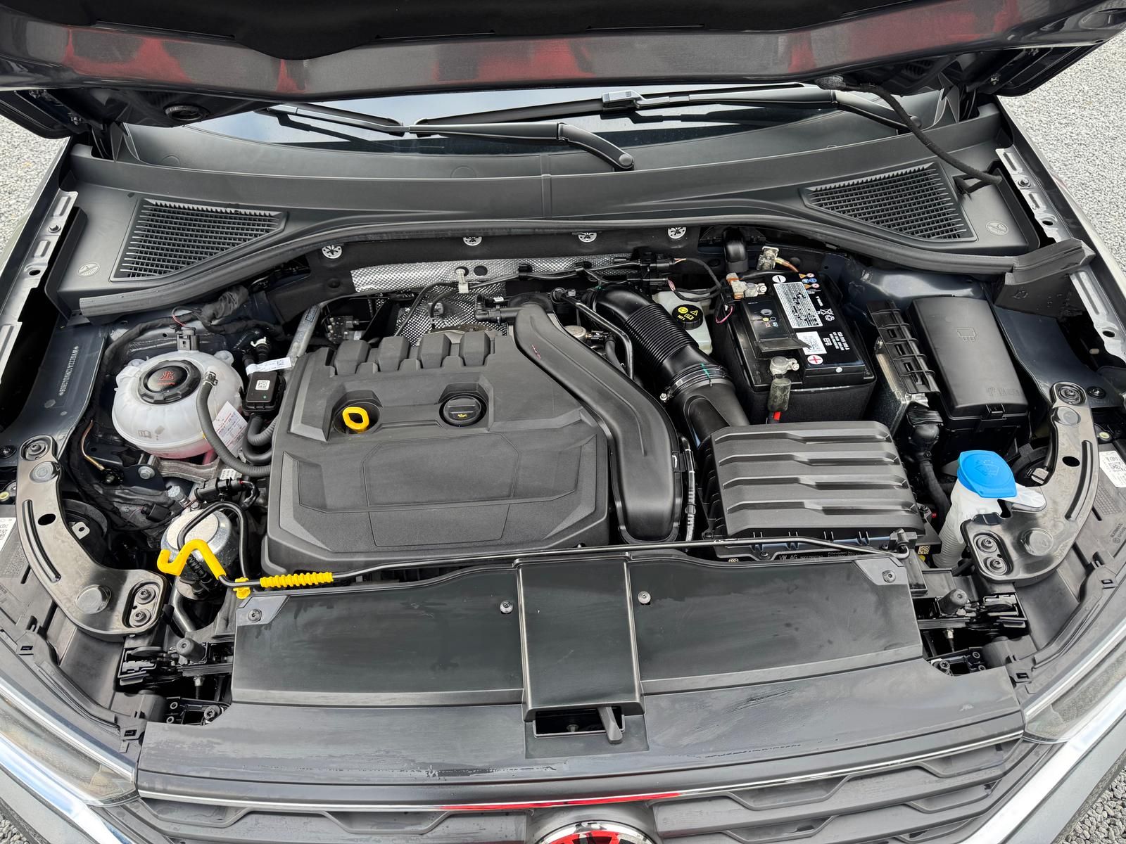 Volkswagen T-Roc 1.5 TSI DSG - Samsaru's Car Outlet