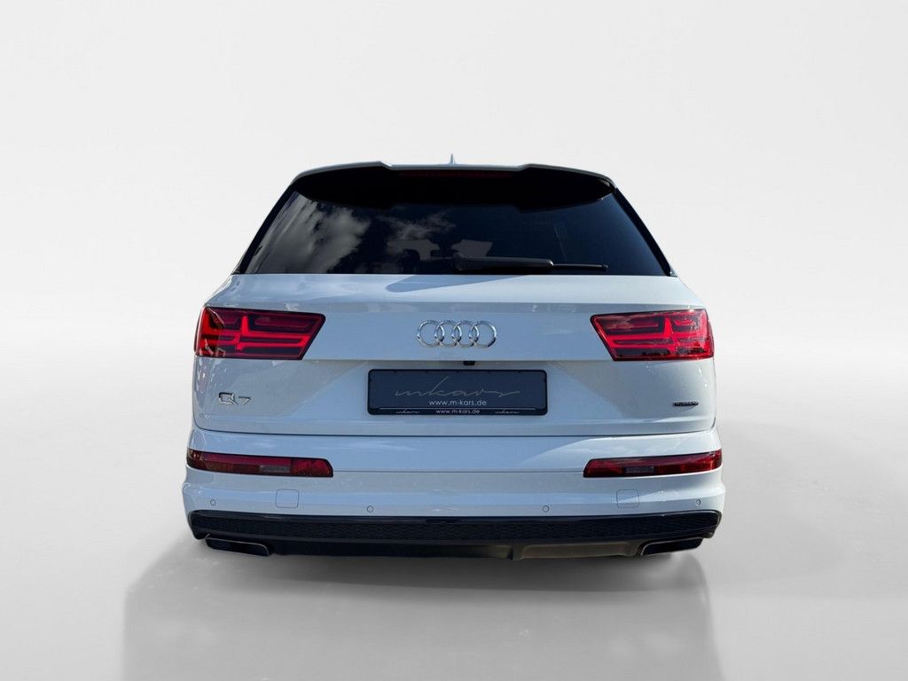 Audi Q7 50 TDI quattro +s line+AHK+Pano+BOSE+7 Sitzer