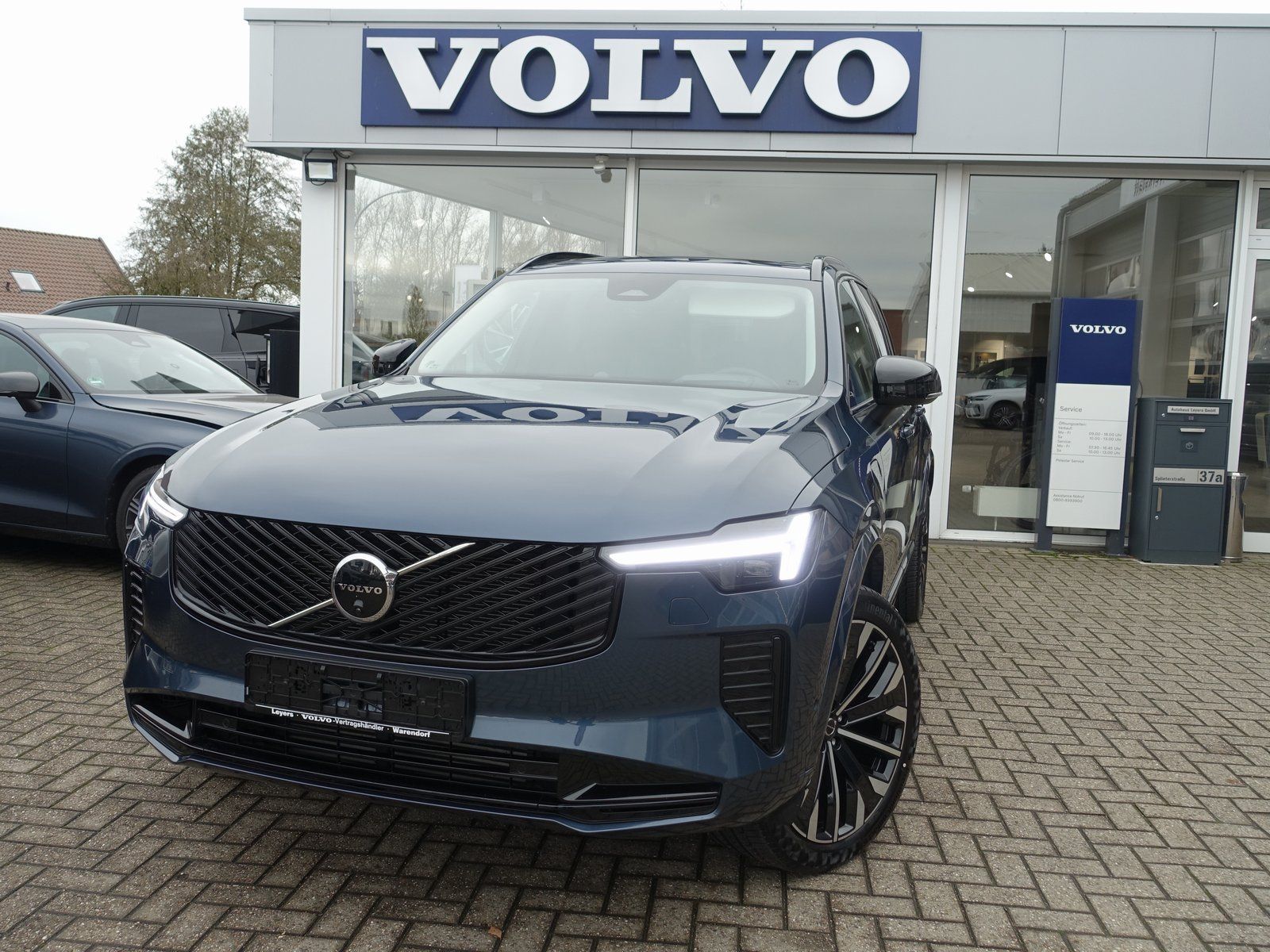 Volvo XC90 Plus T8 AWD/B&W/HeadUP/Pano/360°/FourC/AHK