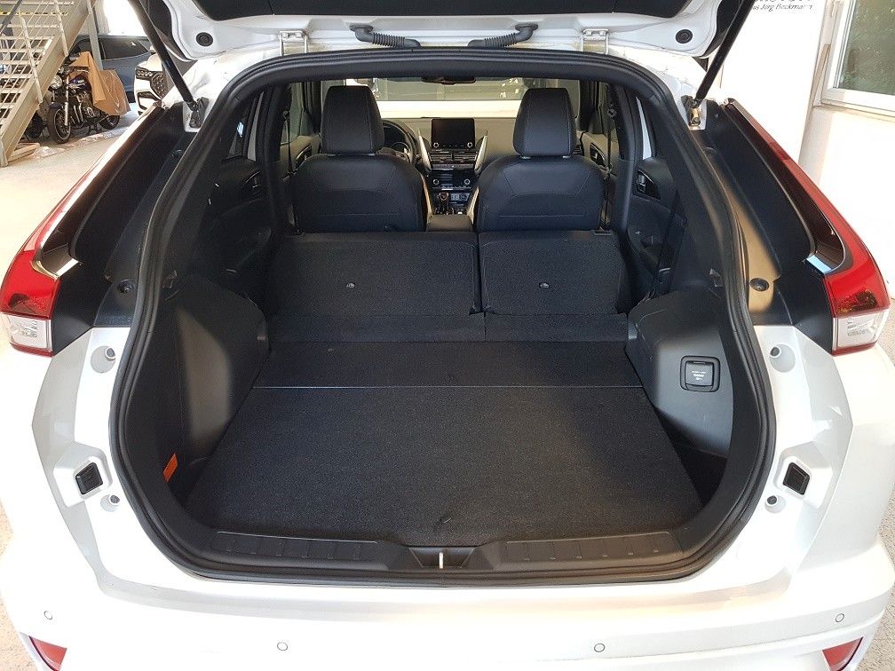 Mitsubishi Eclipse Cross 2.4 PLUG-IN HYBRID 4WD TOP