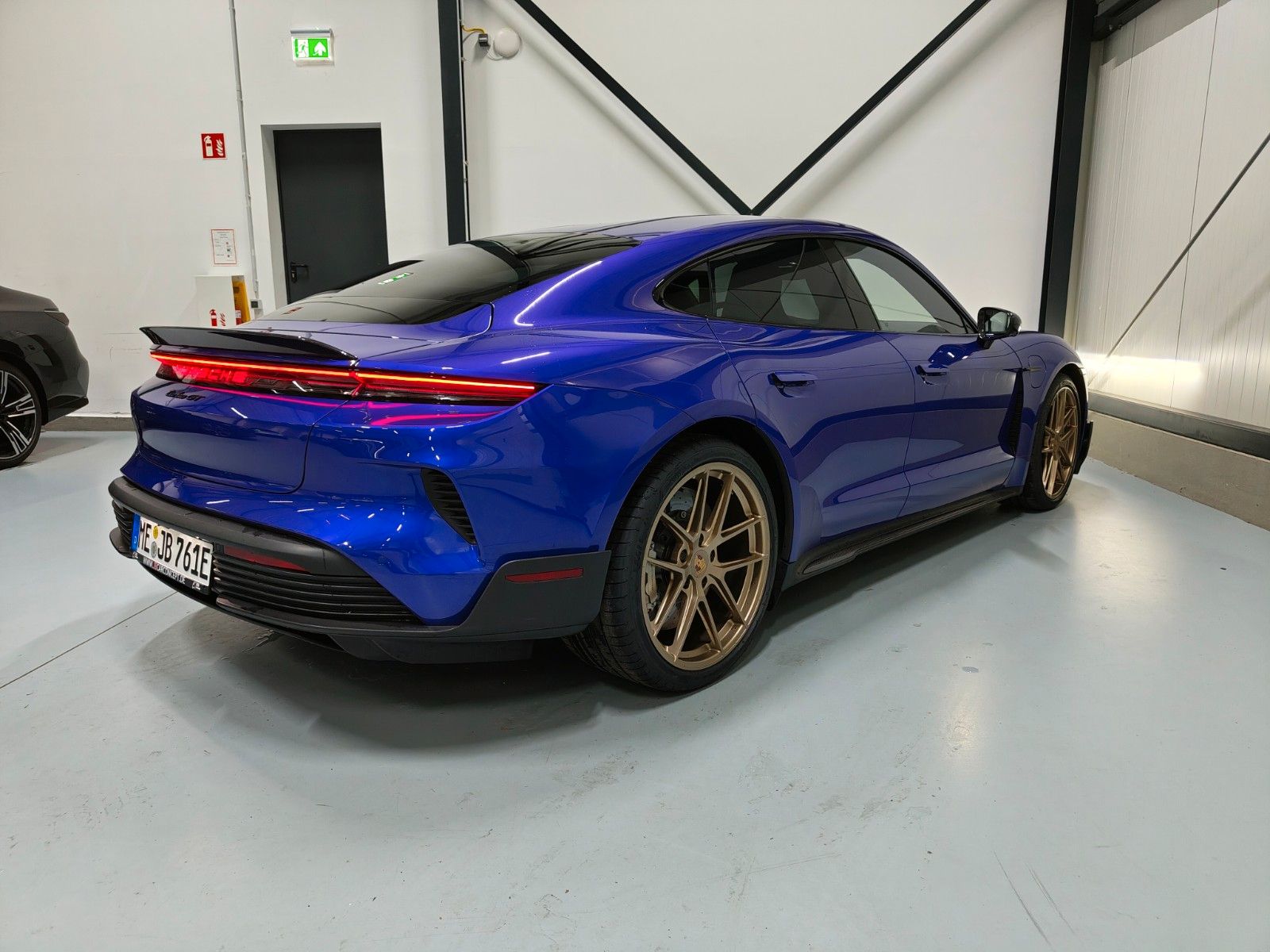 Porsche Taycan Turbo GT Inno-Drive Matrix-LED 4-Sitzer