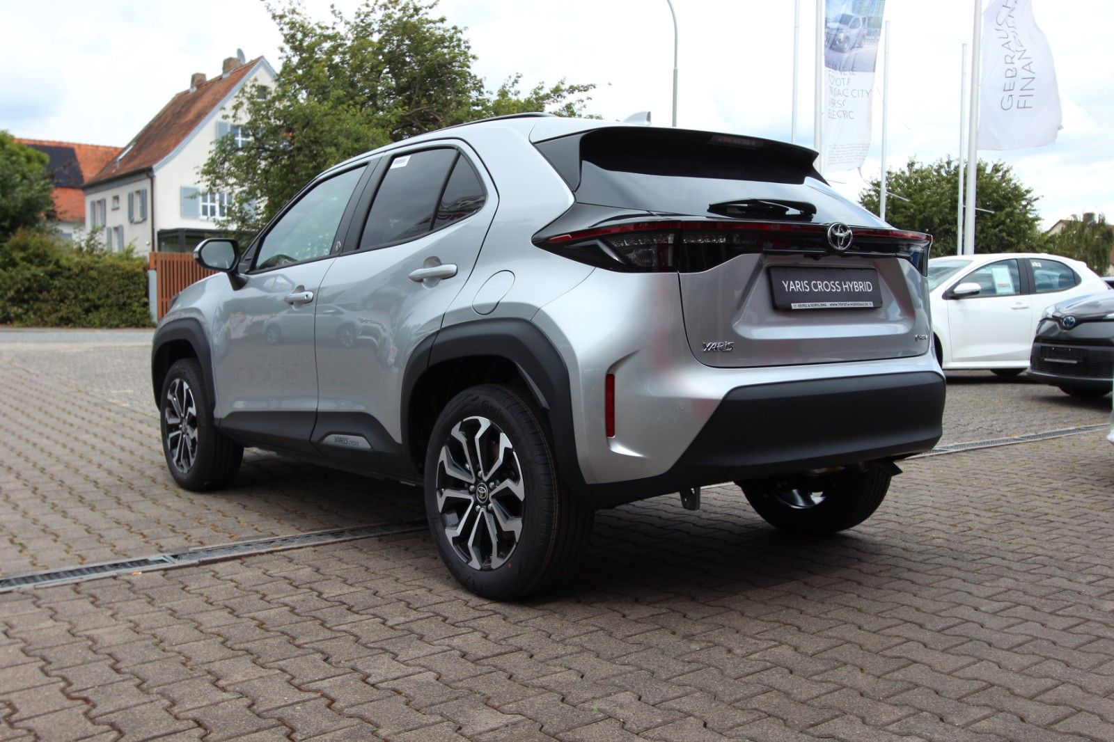 Toyota Yaris Cross Teamplayer*Safety-WinterPaket*Kamera