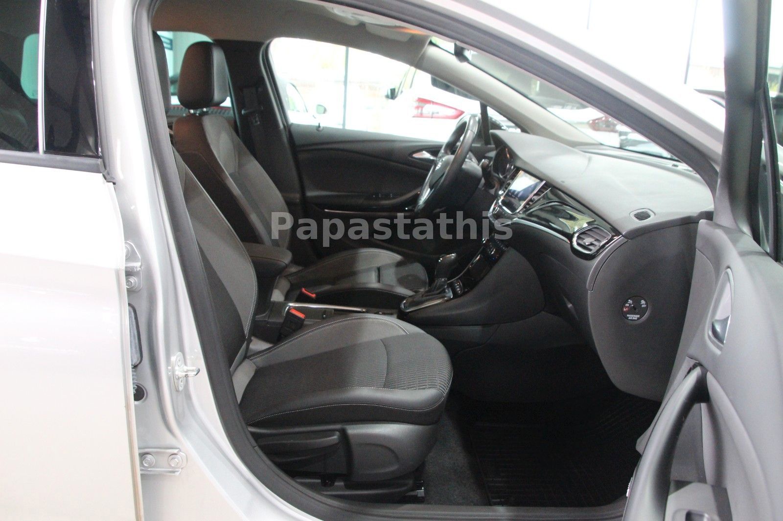 Opel Astra K Sports Tourer Elegance - Samsaru's Car Outlet