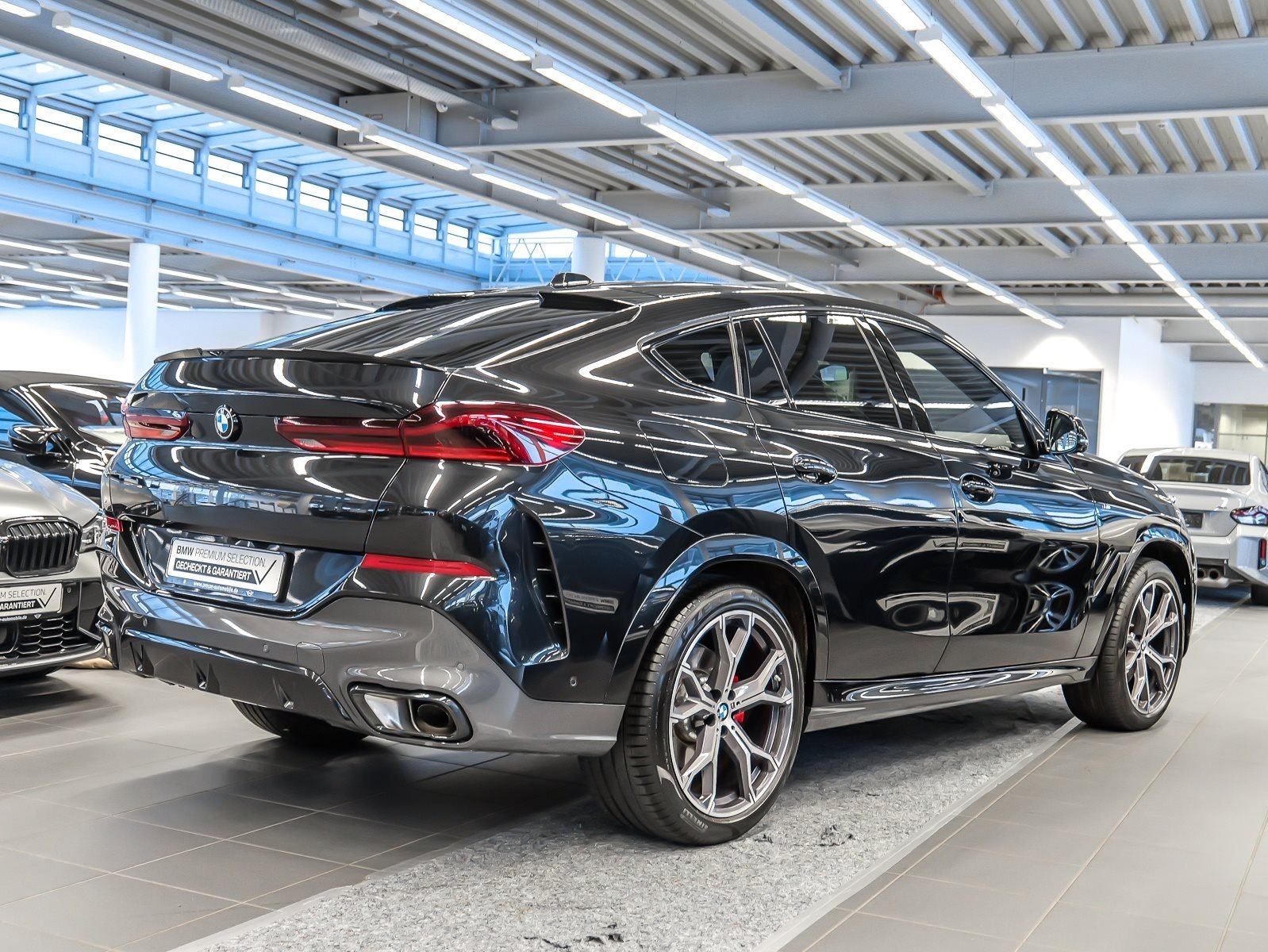 BMW X6 xDrive30d M Sport PANO ACC AHK RFK NAVI LED