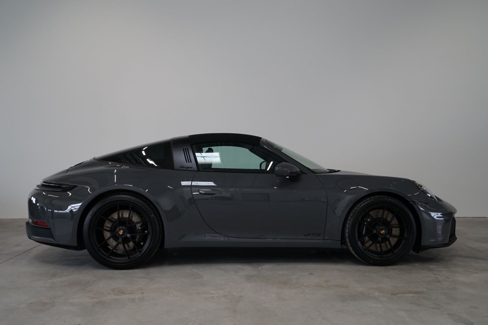 Porsche Targa 4 GTS + MY25 + CARBON + BOSE + 360