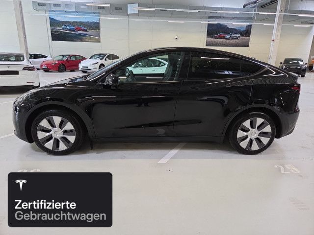 Tesla Model Y Rear-Wheel Drive