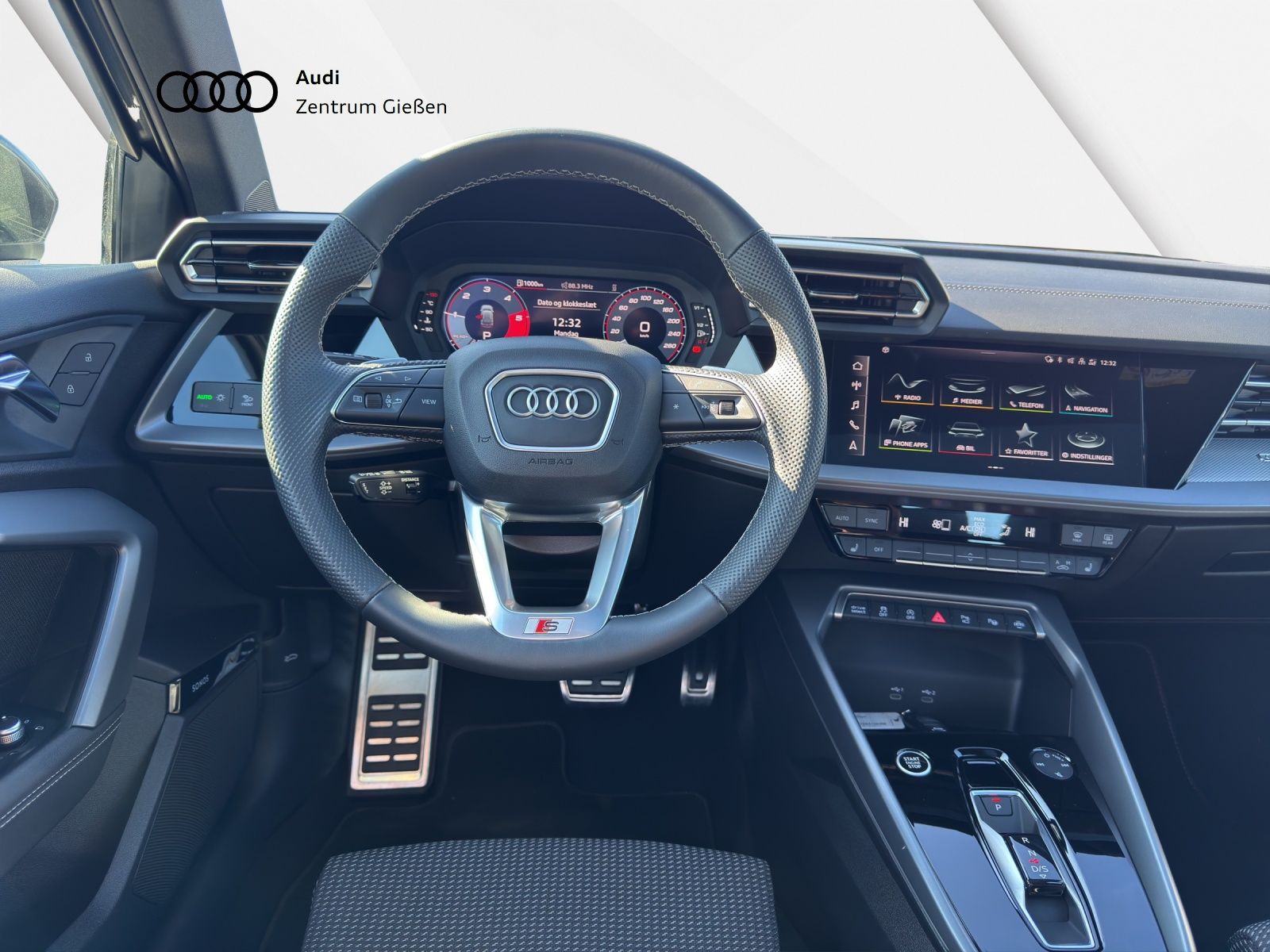 Audi A3 Sportback 35 TDI S line Pano SONOS Matrix-LED