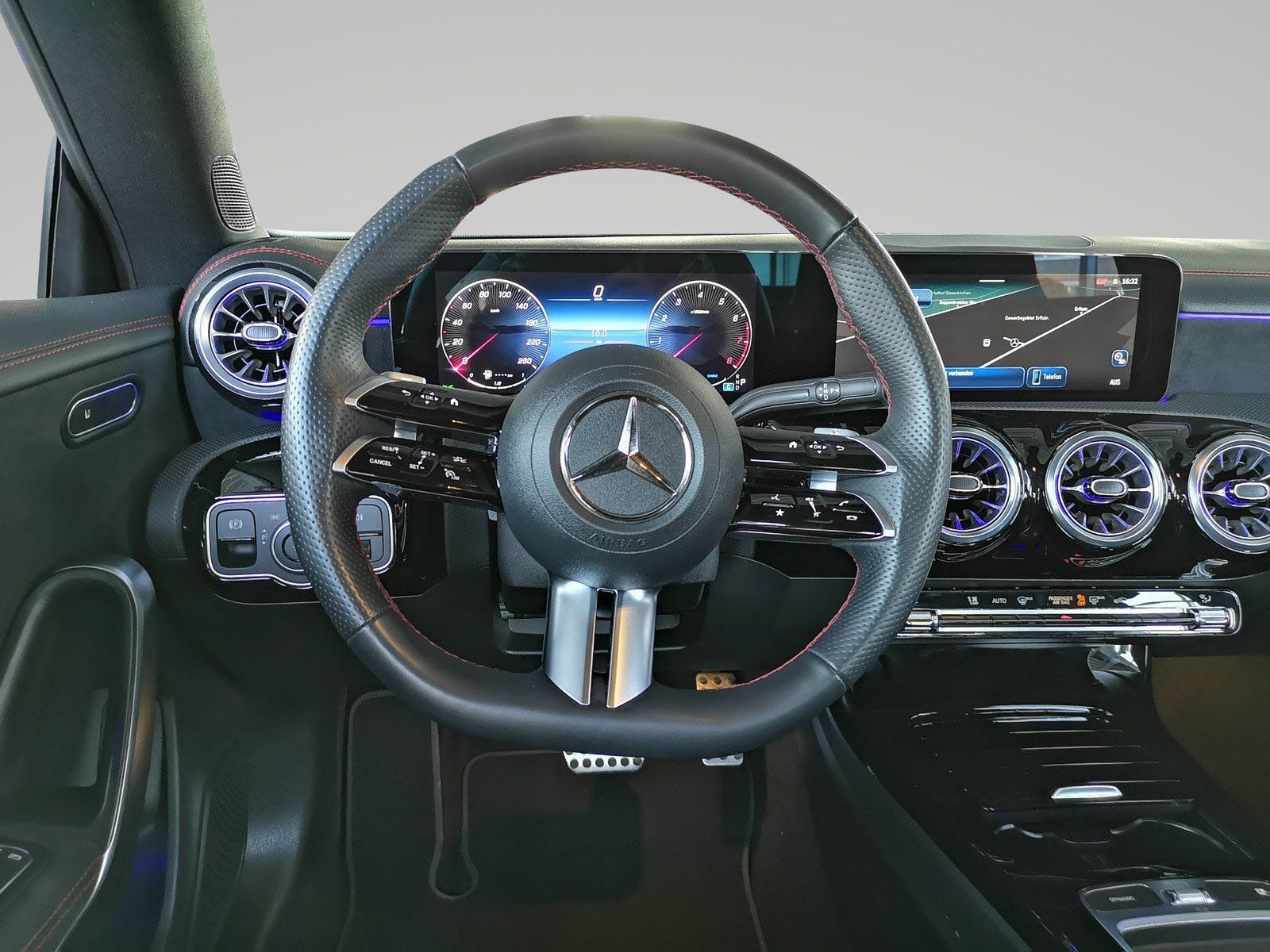 Mercedes-Benz CLA 200 Coupé AMG Line - Samsaru's Car Outlet