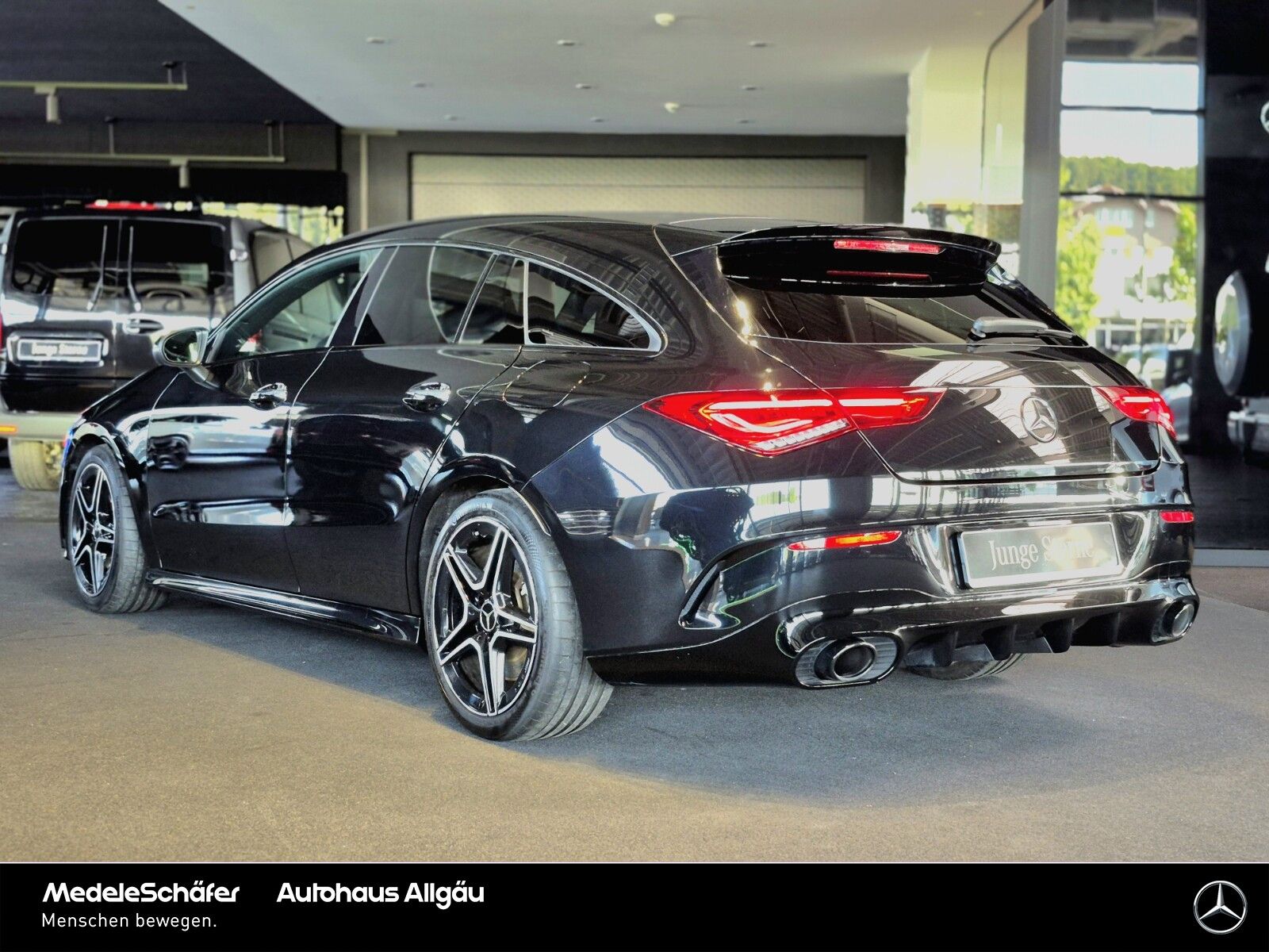 Mercedes-Benz CLA 35 AMG Shooting Brake 4M - Samsaru's Car Outlet