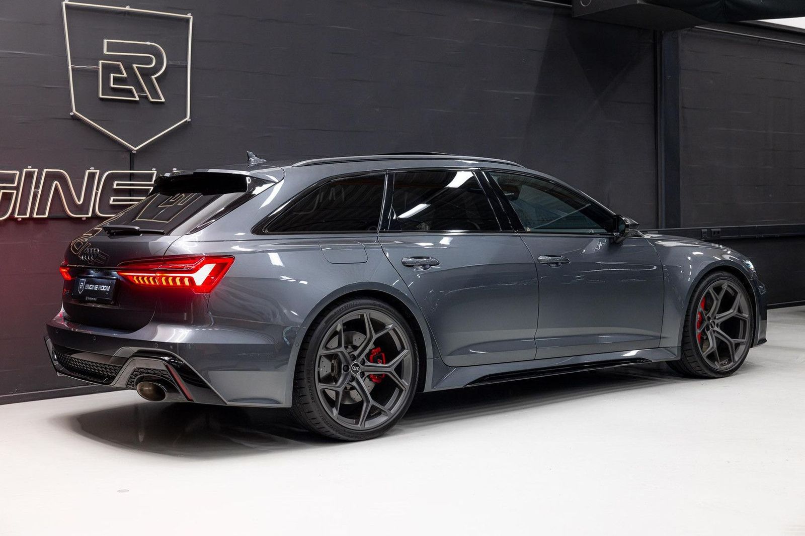 Audi RS6 RS 6 TFSI quattro performance