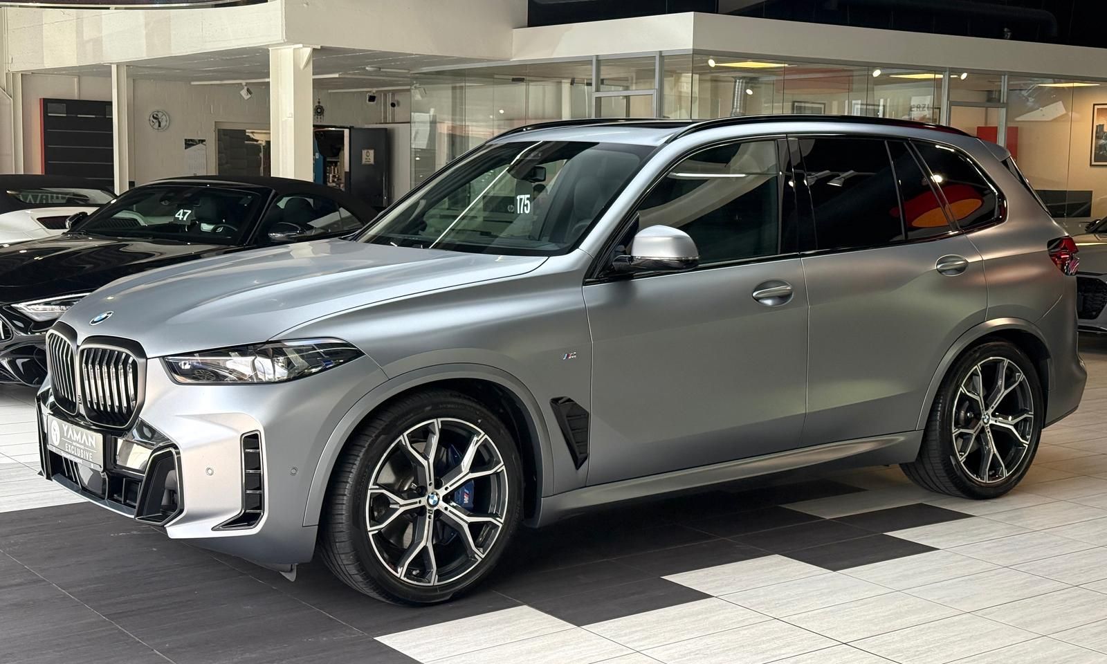 BMW X5 30d xD M Sport*FROZEN*7-Sitz*Pano-SKY*Massage