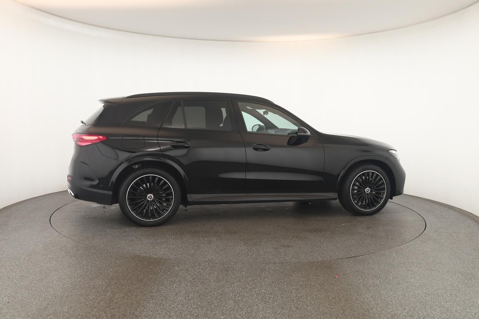 Mercedes-Benz GLC 300 d 4M AMG Advanced Night DIGITAL Pano AHK