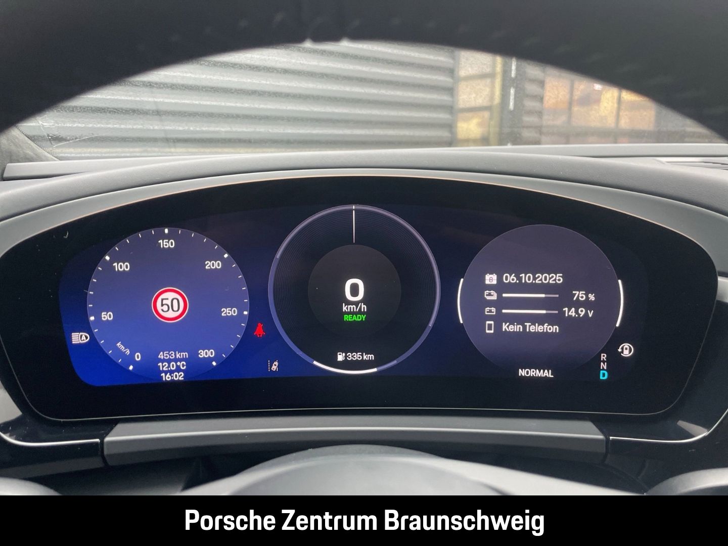 Porsche Macan Turbo BOSE Luftfederung Panoramadach LED