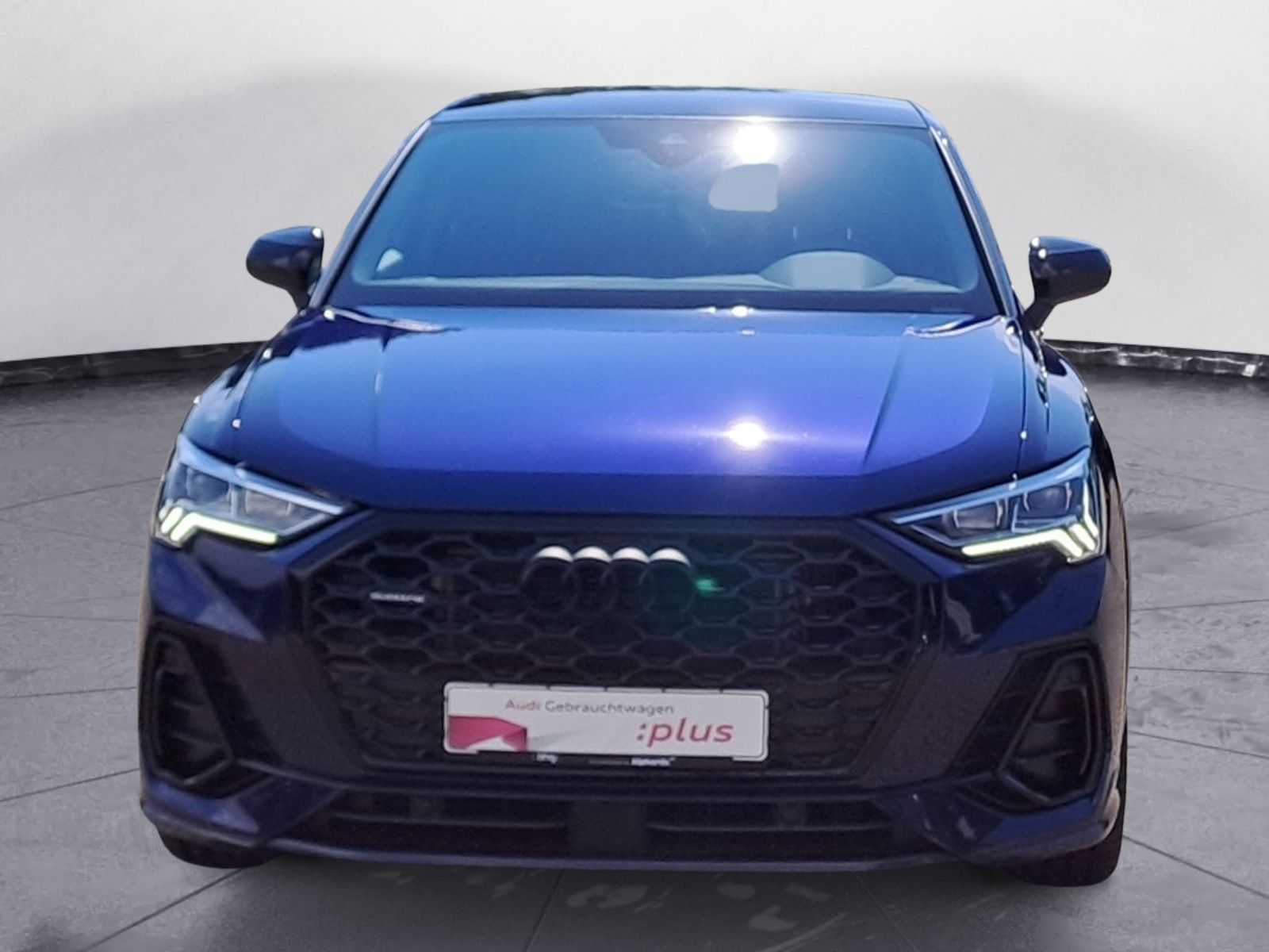 Audi Q3 40 TFSI Sportback quattro S line - Samsaru's Car Outlet