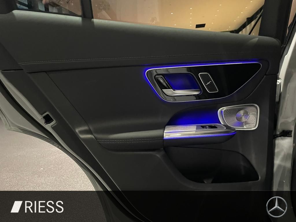 Mercedes-Benz GLC 300 d 4M AMG+PANO+AHK+STDHZG+DISTR+HUD+KEYL+