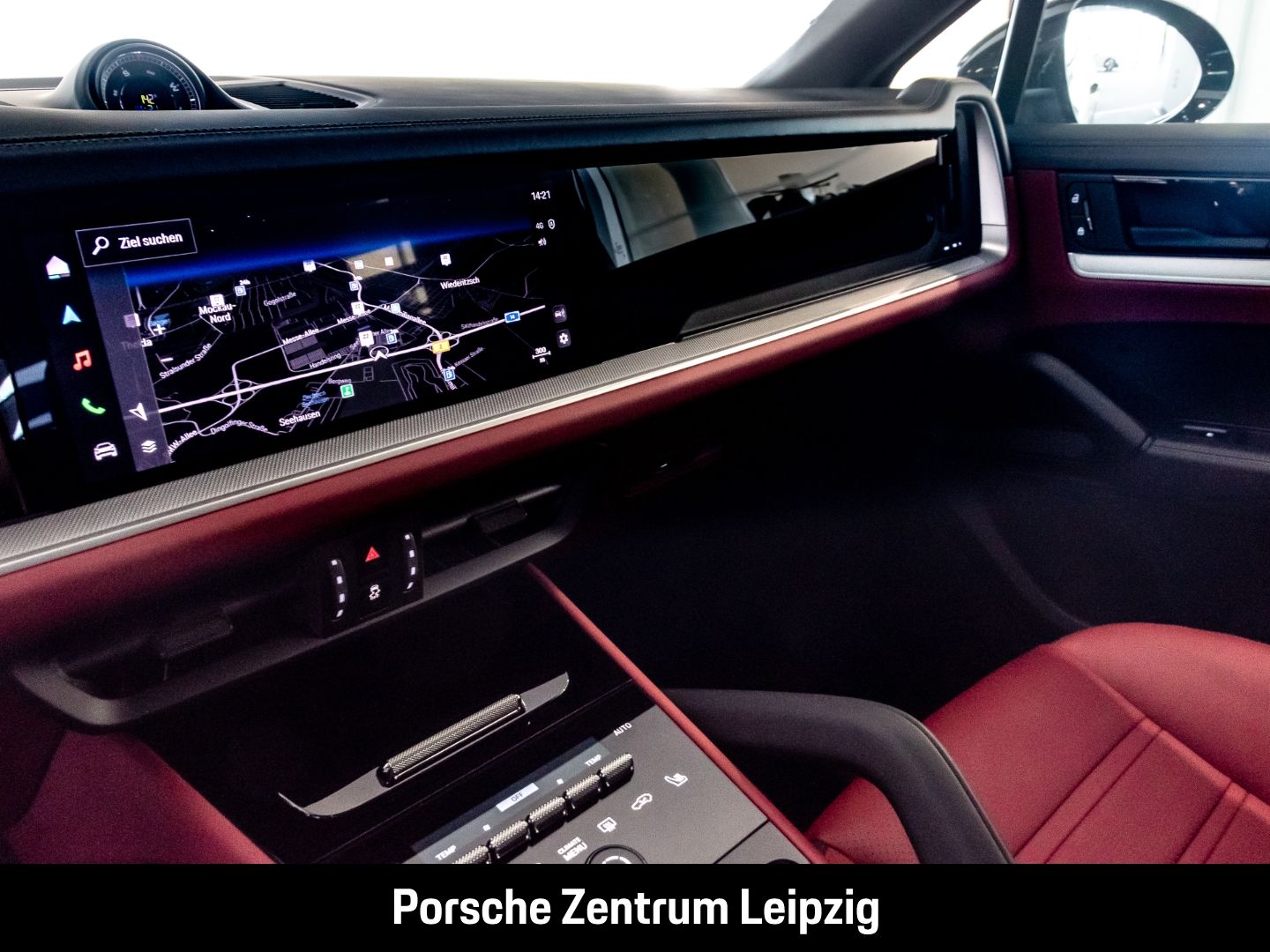 Porsche Cayenne E-Hybrid Coupe AHK Matrix Bose Abstandst