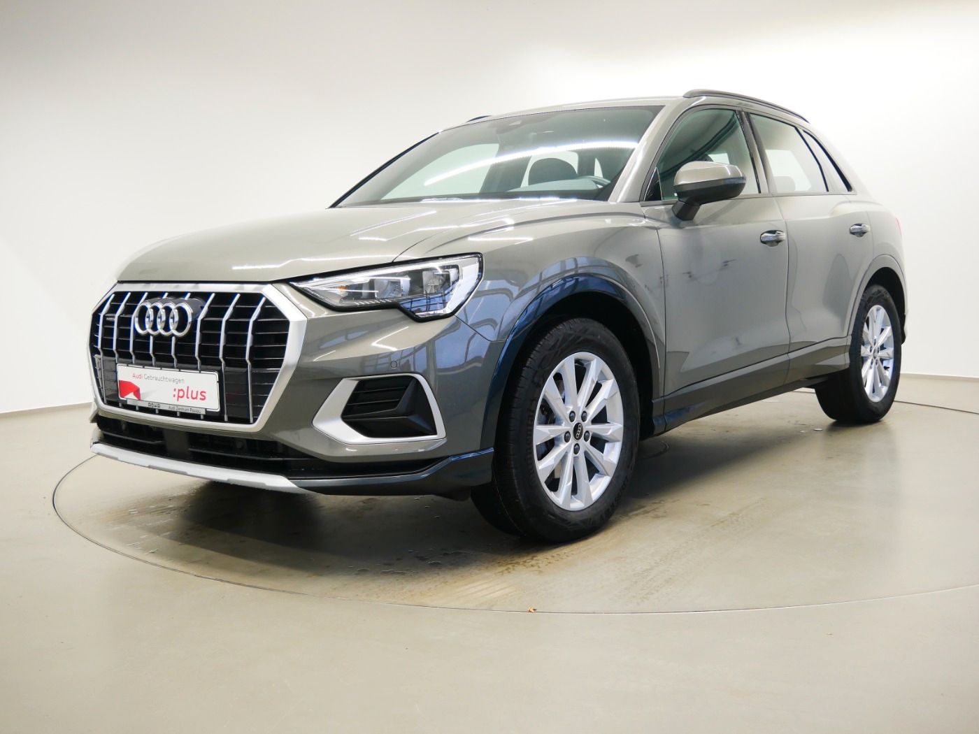Audi Q3 35 TDI quattro advanced - Samsaru's Car Outlet