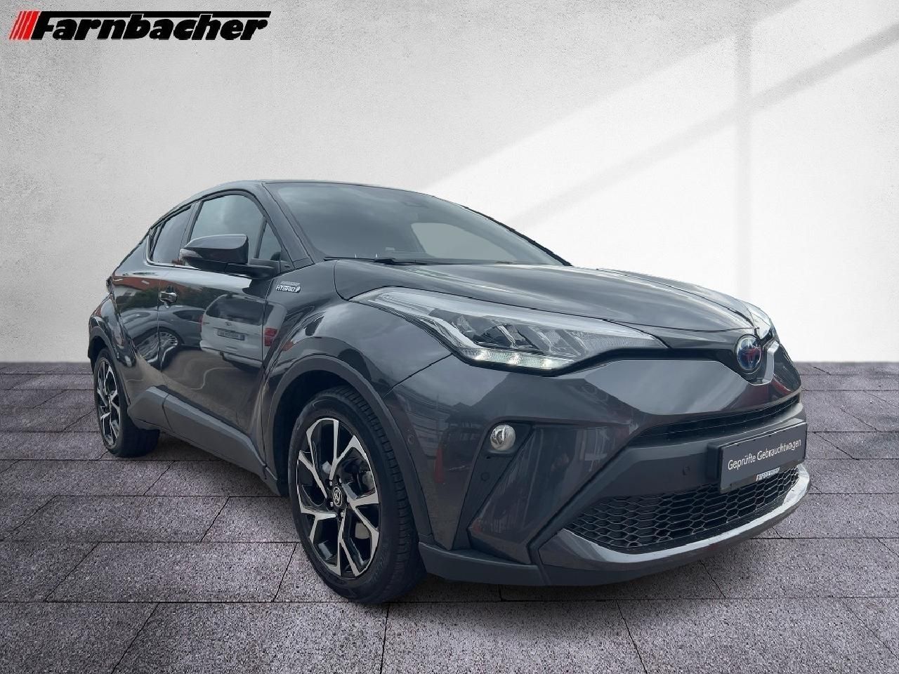 Toyota C-HR 2.0 Hybrid Team D - Samsaru's Car Outlet