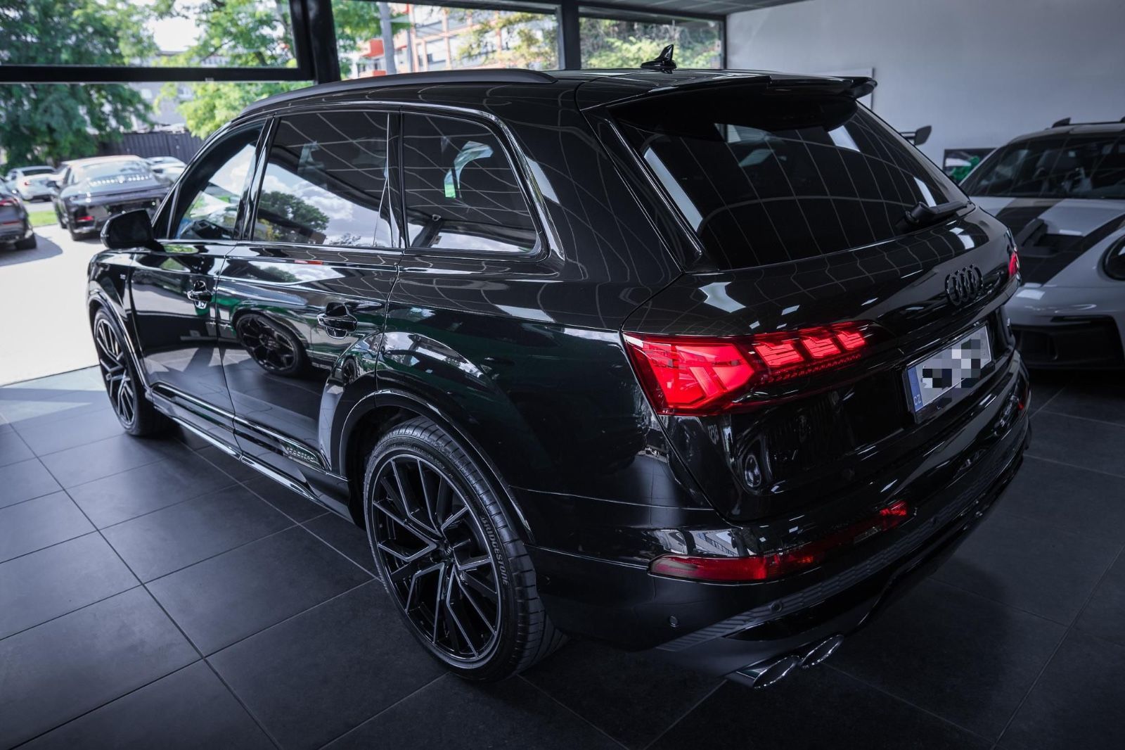 Audi Q7 TDI quattro S line-HUD-B&O 3D- Matrix- Carbon