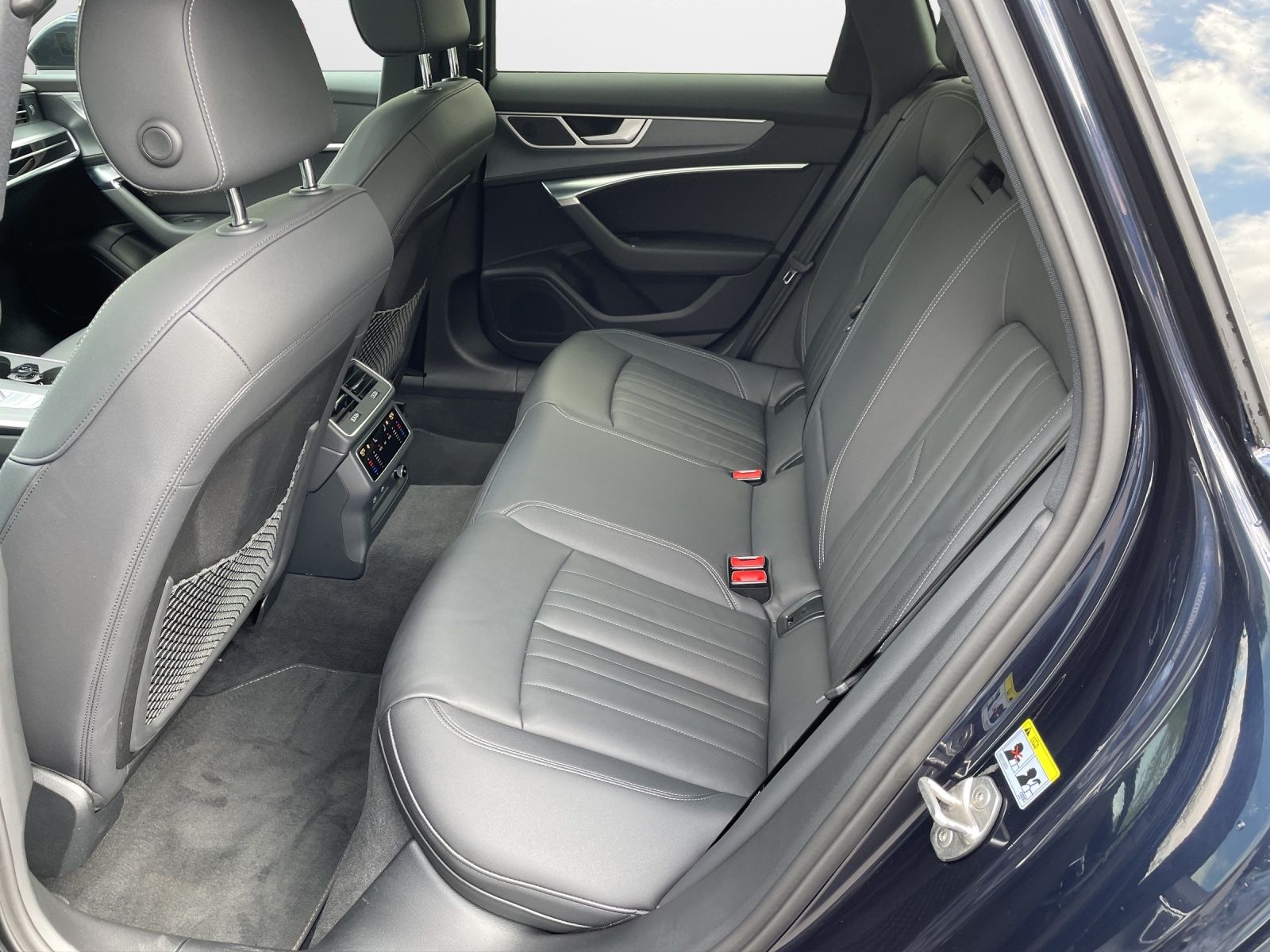 Audi A6 Avant 35 TDI S tronic advanced - Samsaru's Car Outlet