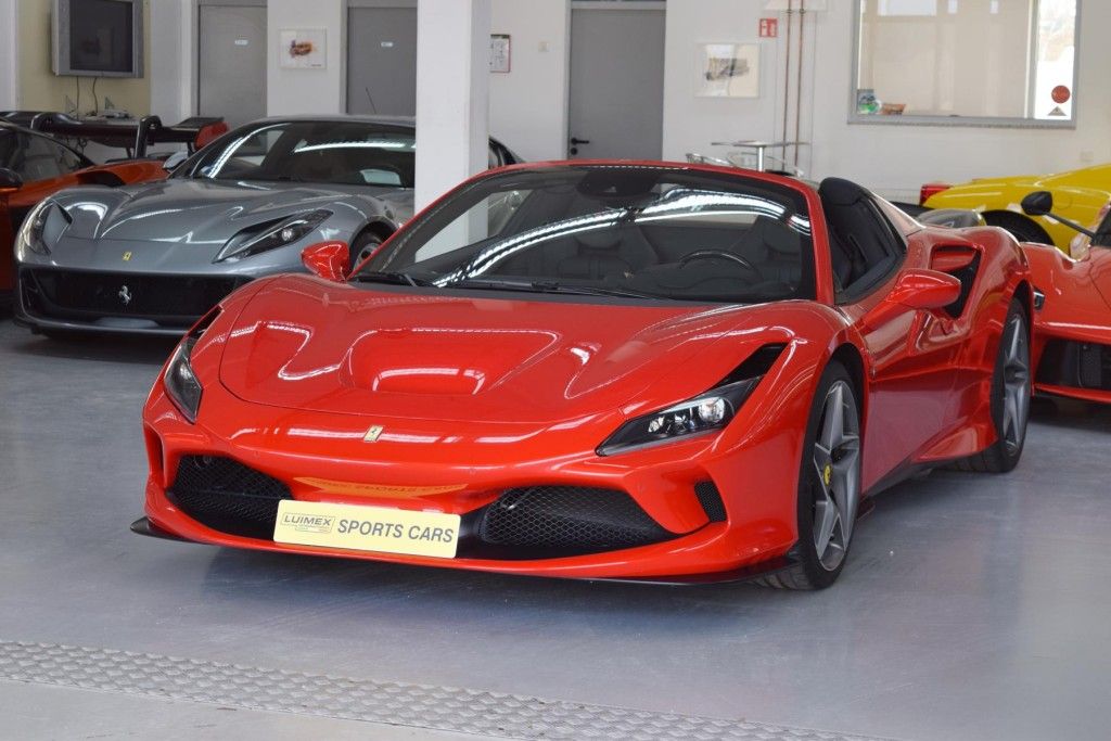Ferrari F8 Spider - Samsaru's Car Outlet