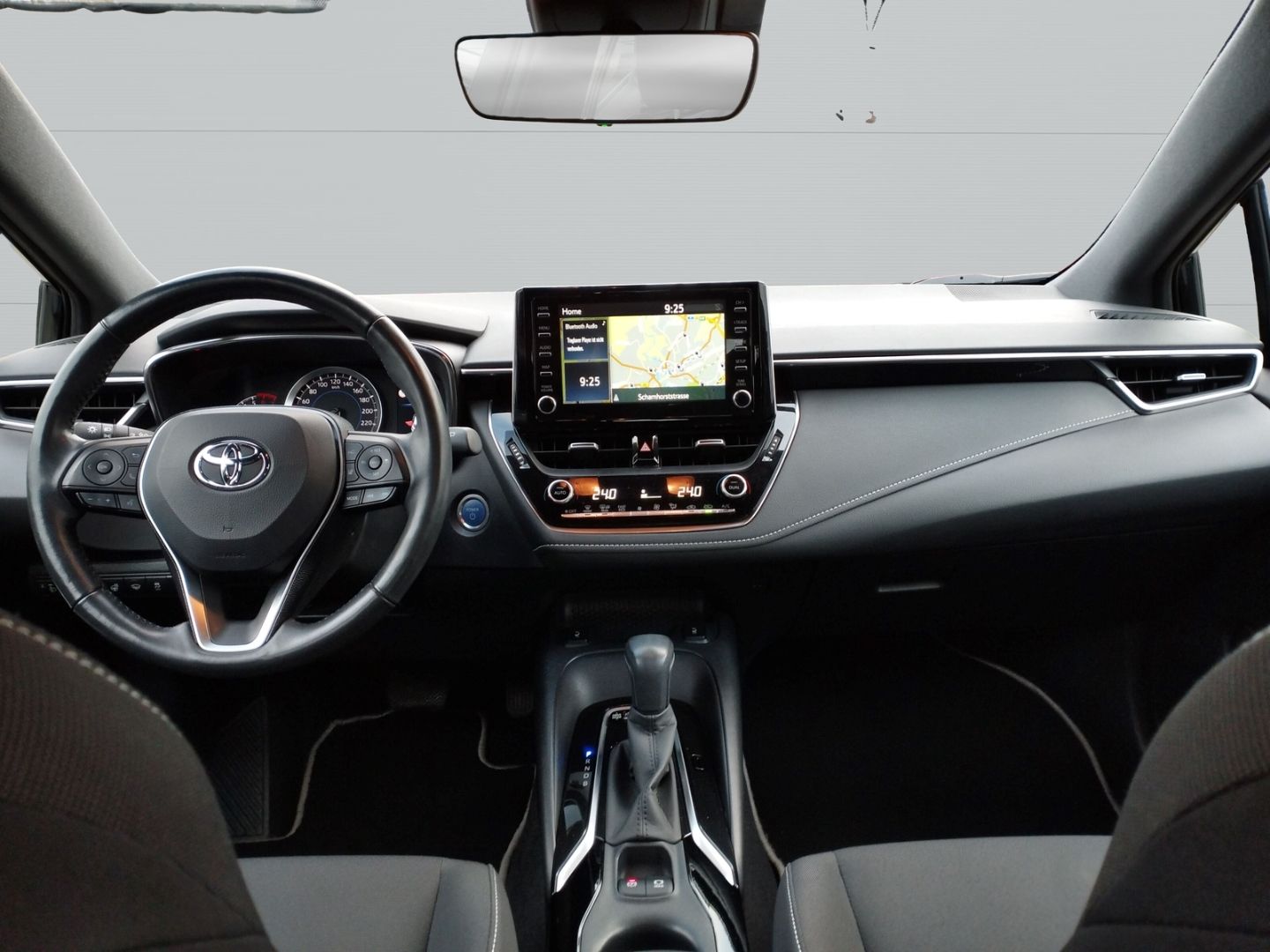 Toyota Corolla Hybrid Business Edition - Samsaru's Car Outlet