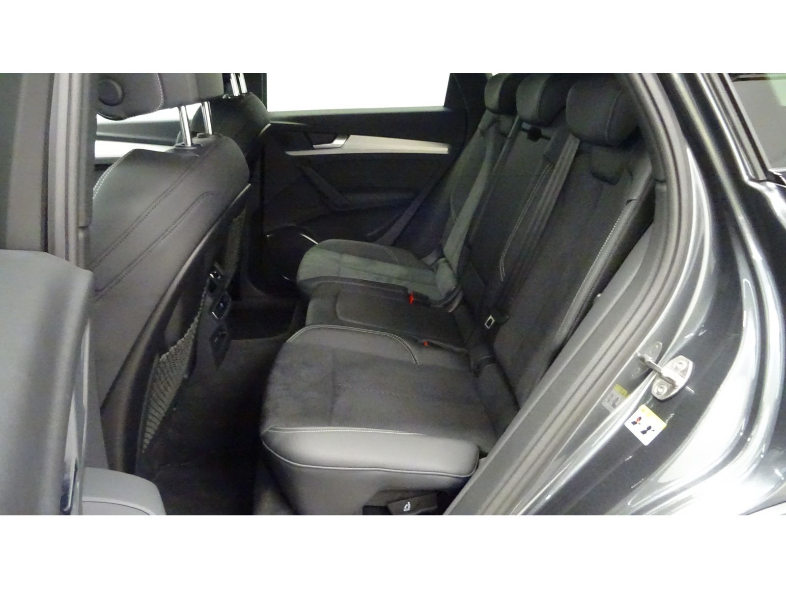 Audi Q5  40 2.0 TDI quattro S line  AHK, KLIMA, NAVI,