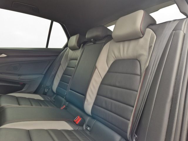 Volkswagen Golf VIII GTI 2.0 TSI DSG Navi Head-Up Leder Mat