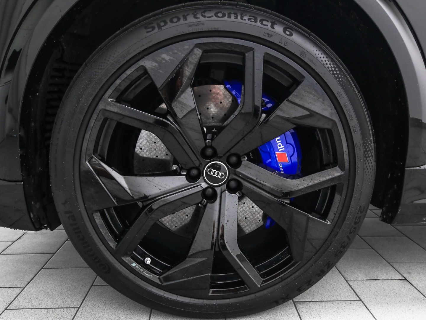 Audi RSQ8 Pano AHK Standheiz B&O HuD RS Sportsitze