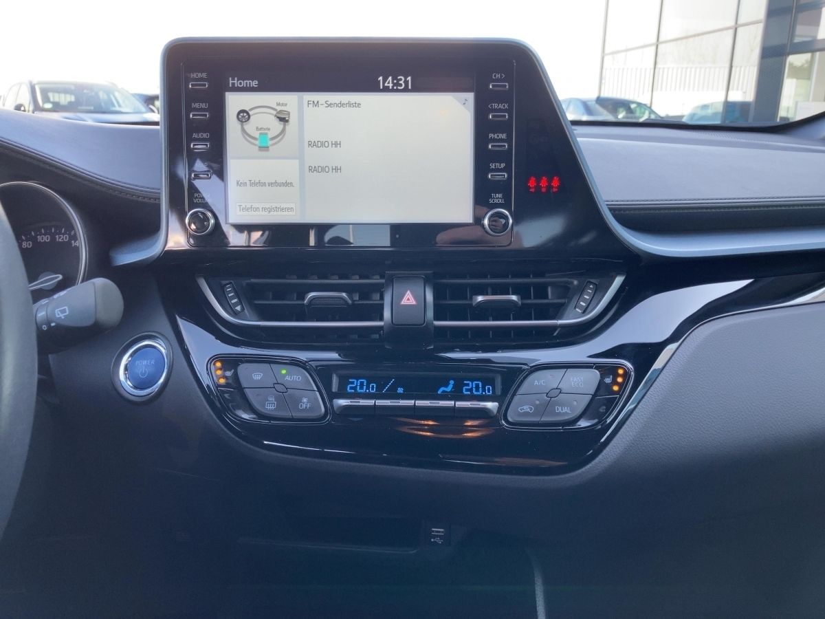 Toyota C-HR 2.0 Hybrid - Samsaru's Car Outlet