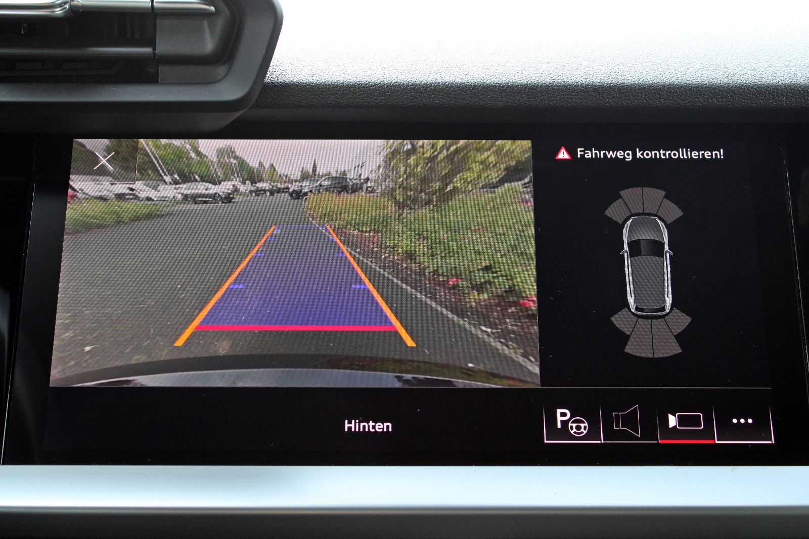 Audi A3 Sportback 35TDI S-tronic KAMERA AHK VC MATRIX