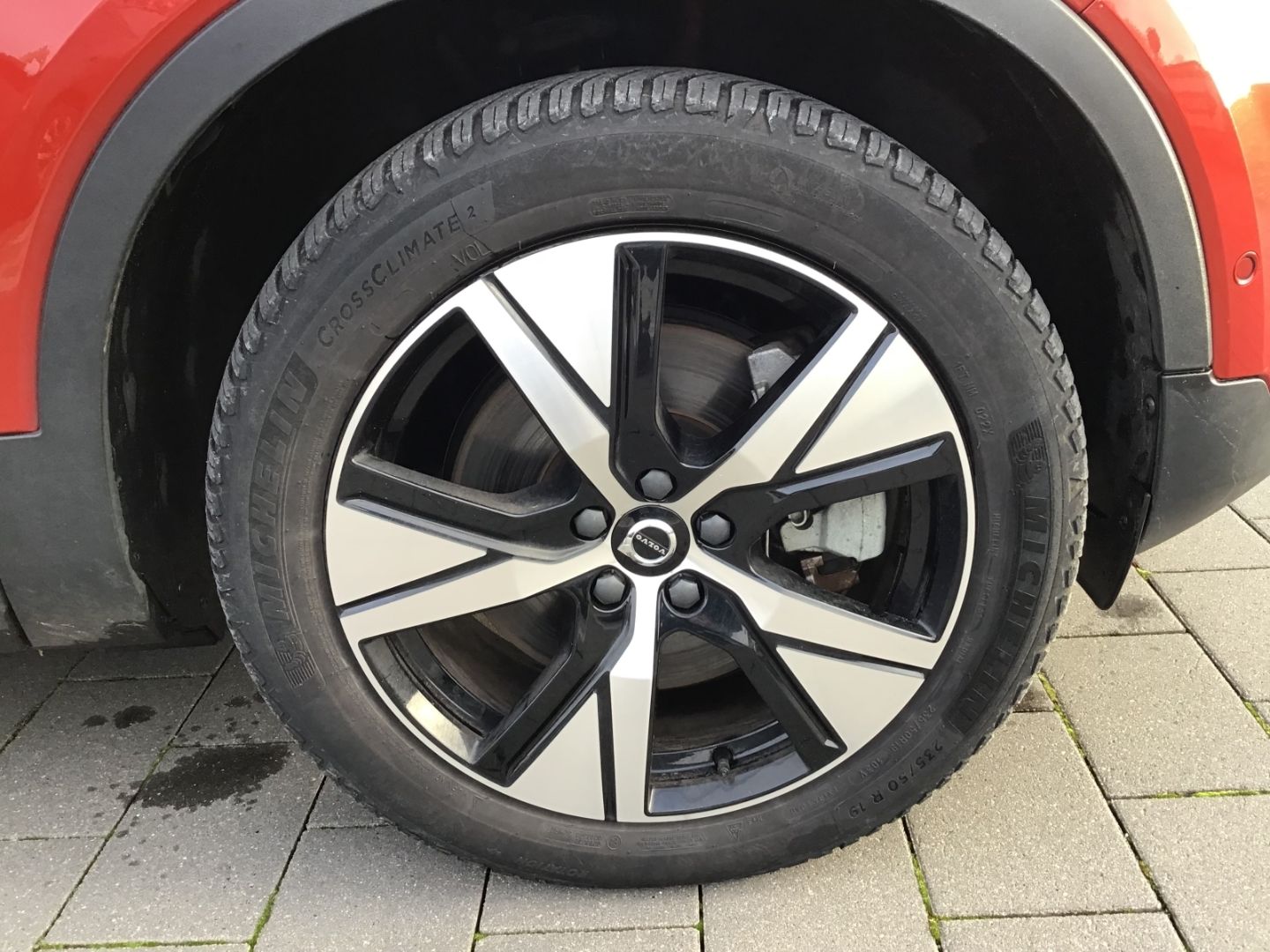 Volvo XC40 Pro Recharge AWD Cam AHK PanoDach