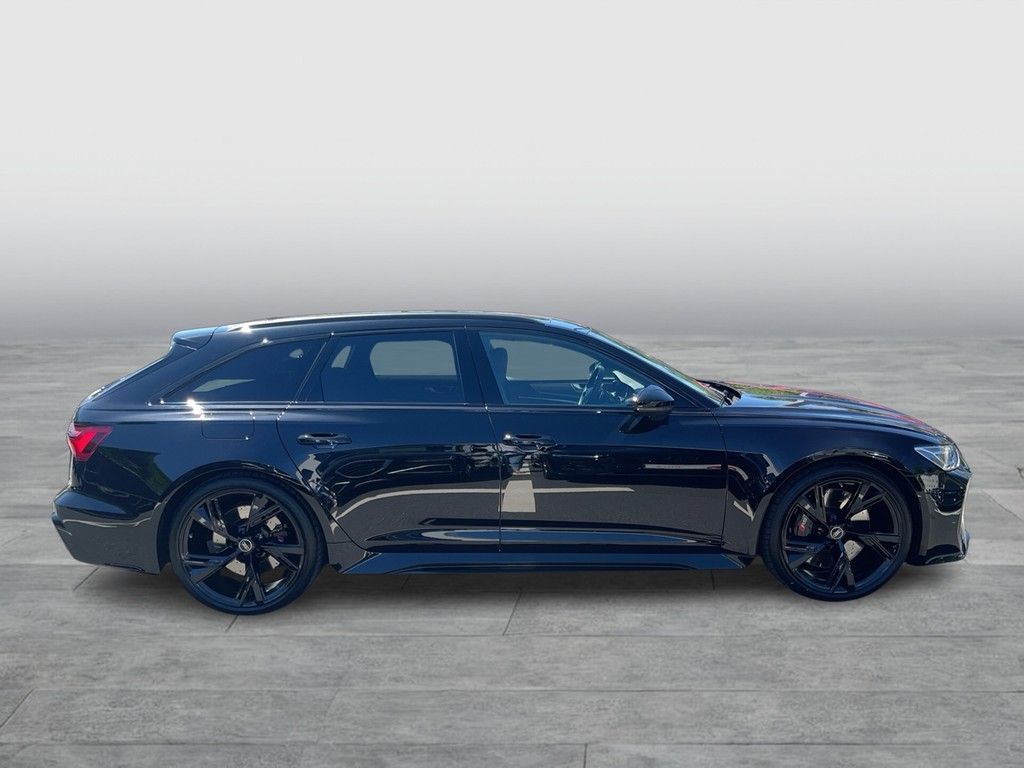 Audi RS6 Avant 4.0 TFSI quattro Navi Pano 22" AHK Spo