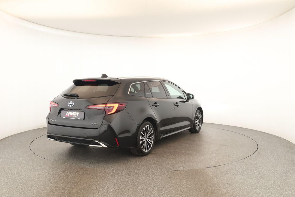 Toyota Corolla Touring Sports 2.0 CVT Team D Navi Kam