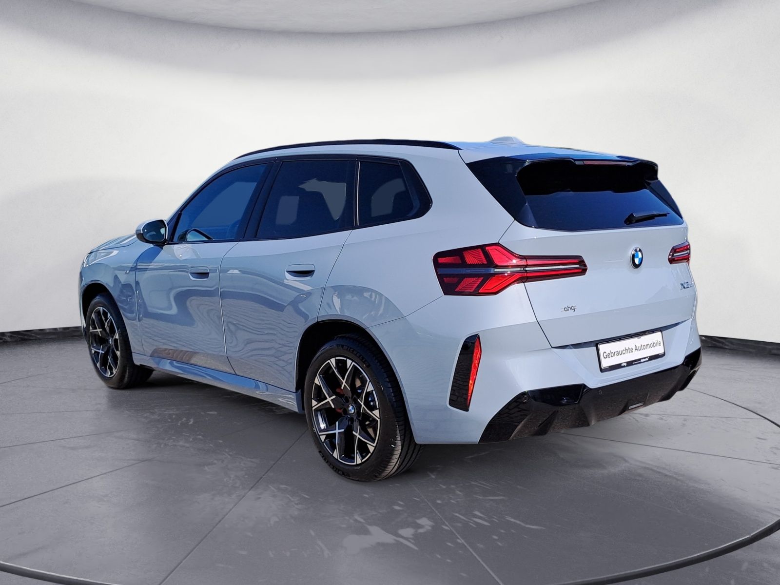 BMW X3 xDrive20i M Sportpaket - Samsaru's Car Outlet