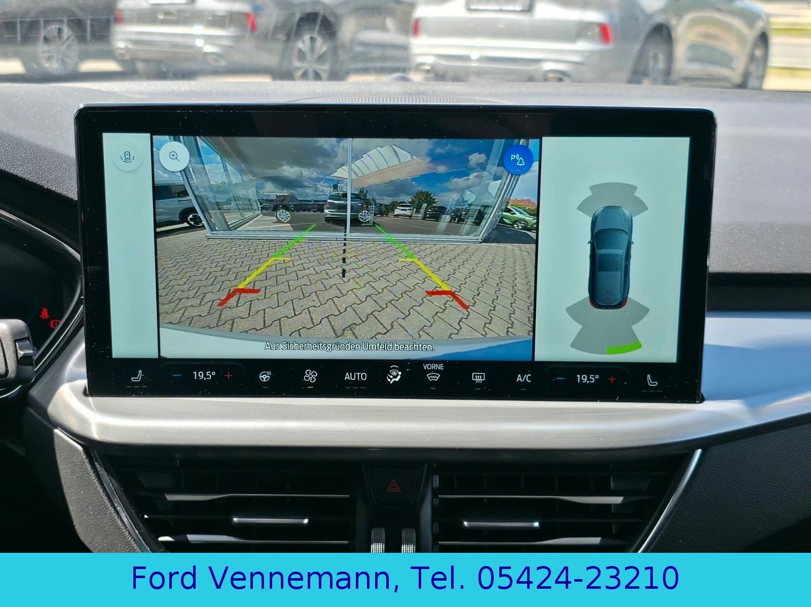Ford Focus 1.0 EB Turnier Titanium X*iACC*TWA*4J.FGS*