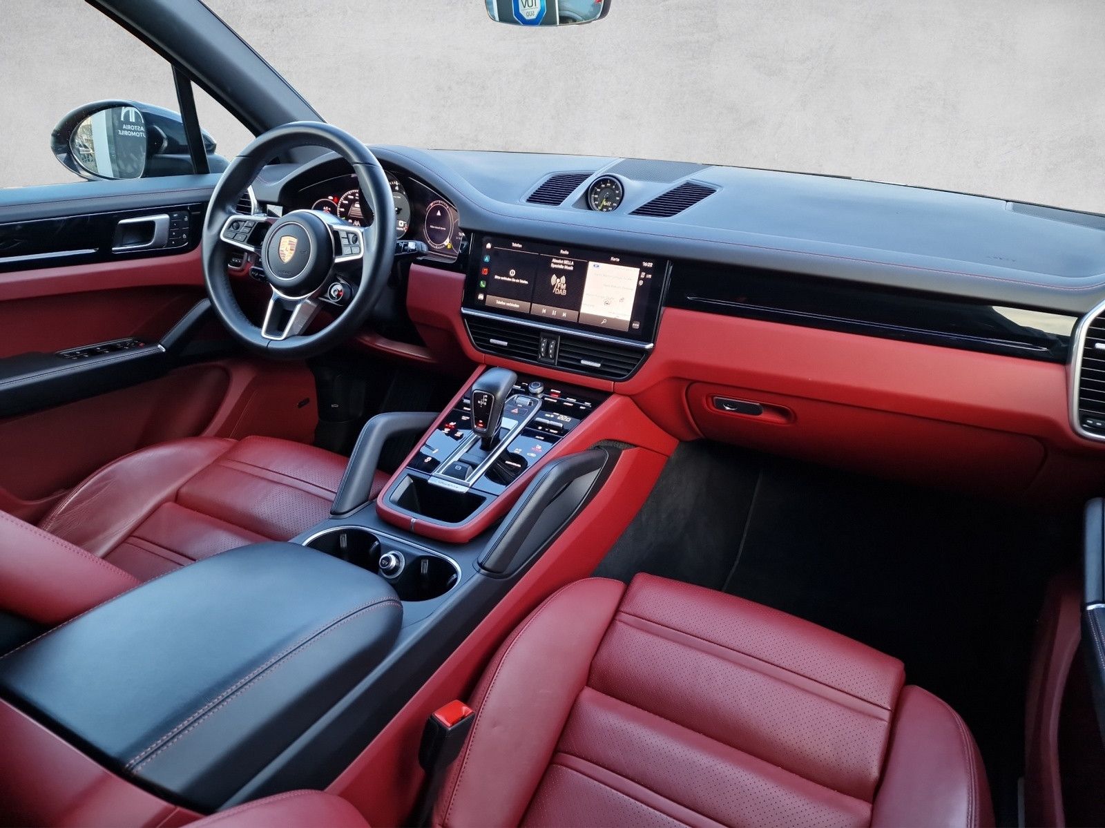 Porsche Cayenne E-Hybrid ACC PANO 360° LUFT Softcl PDLS+