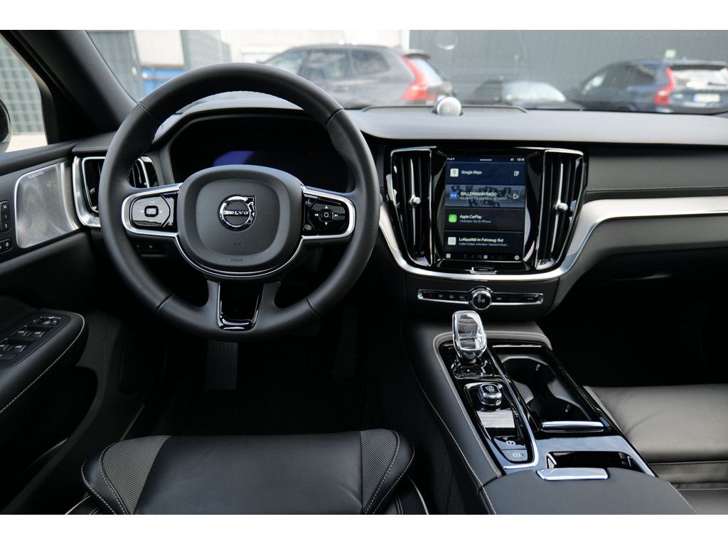 Volvo S60 Lim. T8 AWD Ultimate Dark Recharge Plug-In H