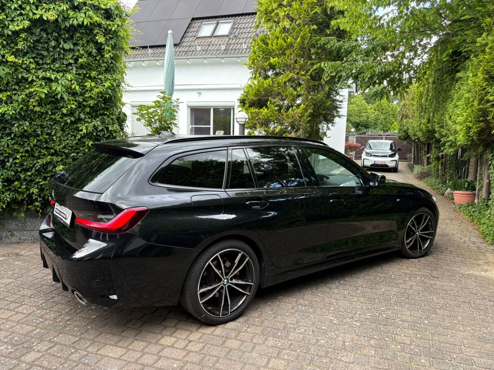 BMW 320 d xDrive M Sport - Samsaru's Car Outlet