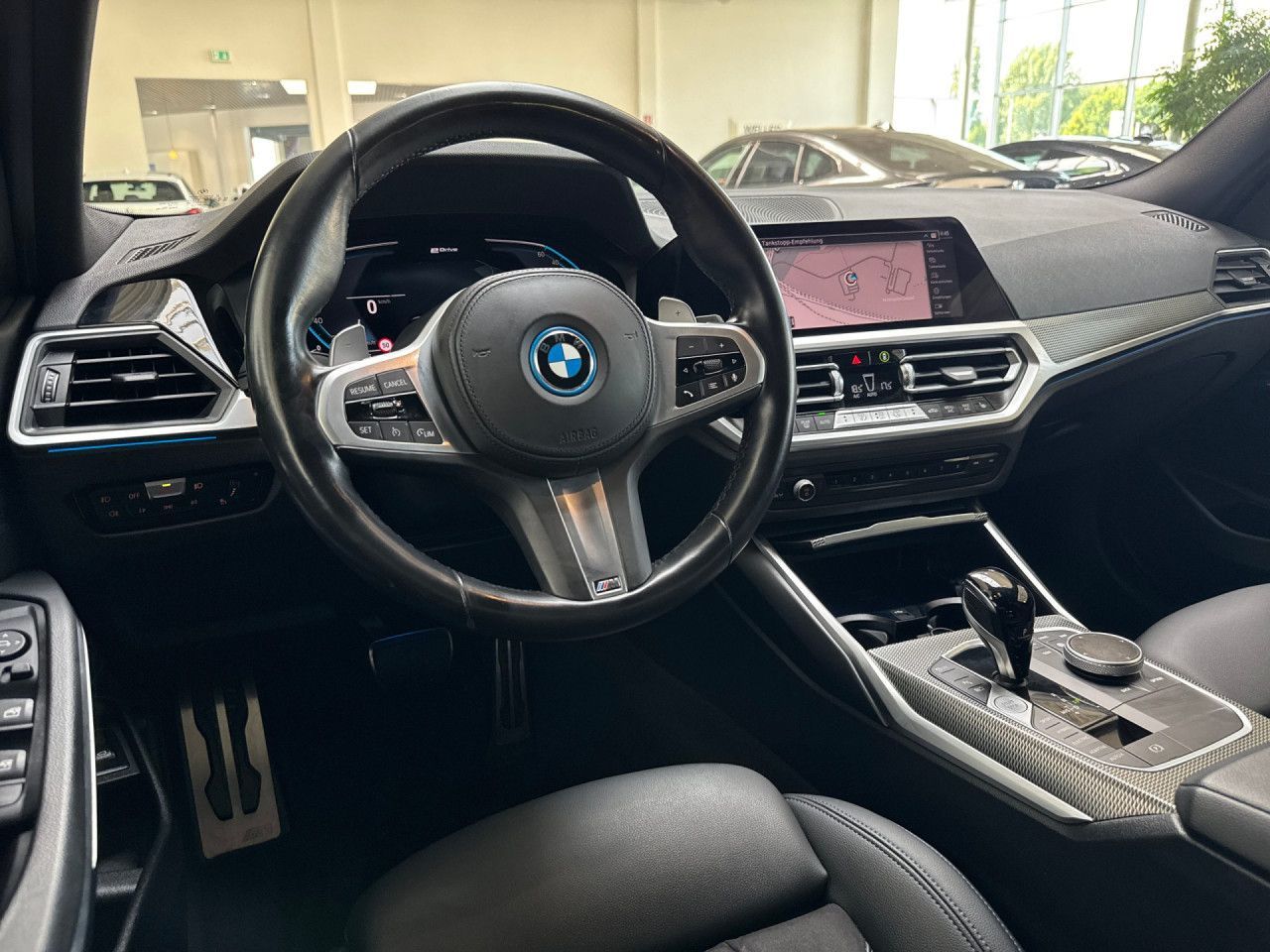 BMW 320e Touring M Sport - Samsaru's Car Outlet