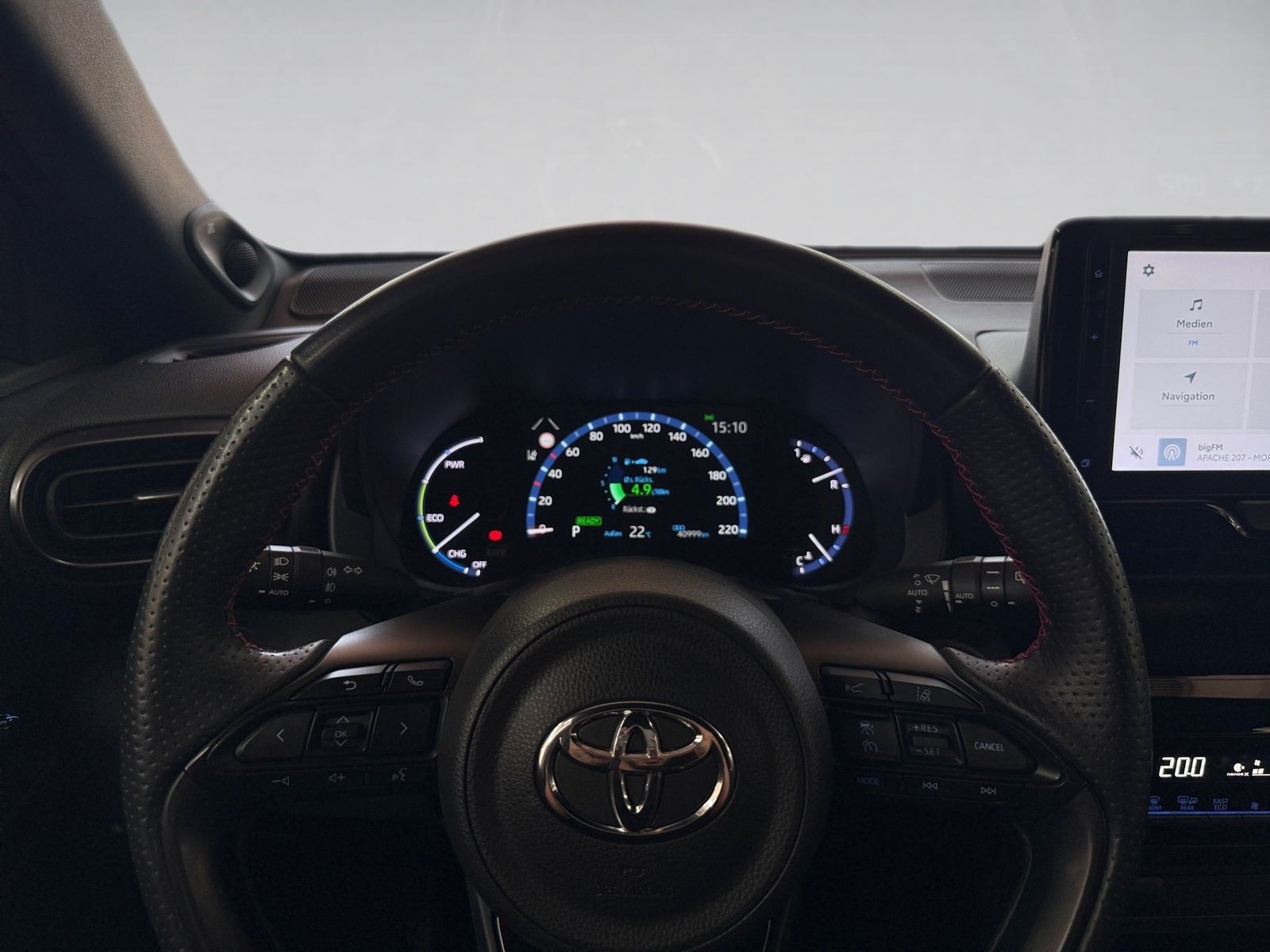 Toyota Yaris Cross 1.5 GR Sport HUD,KlimaA,LED,LM 18