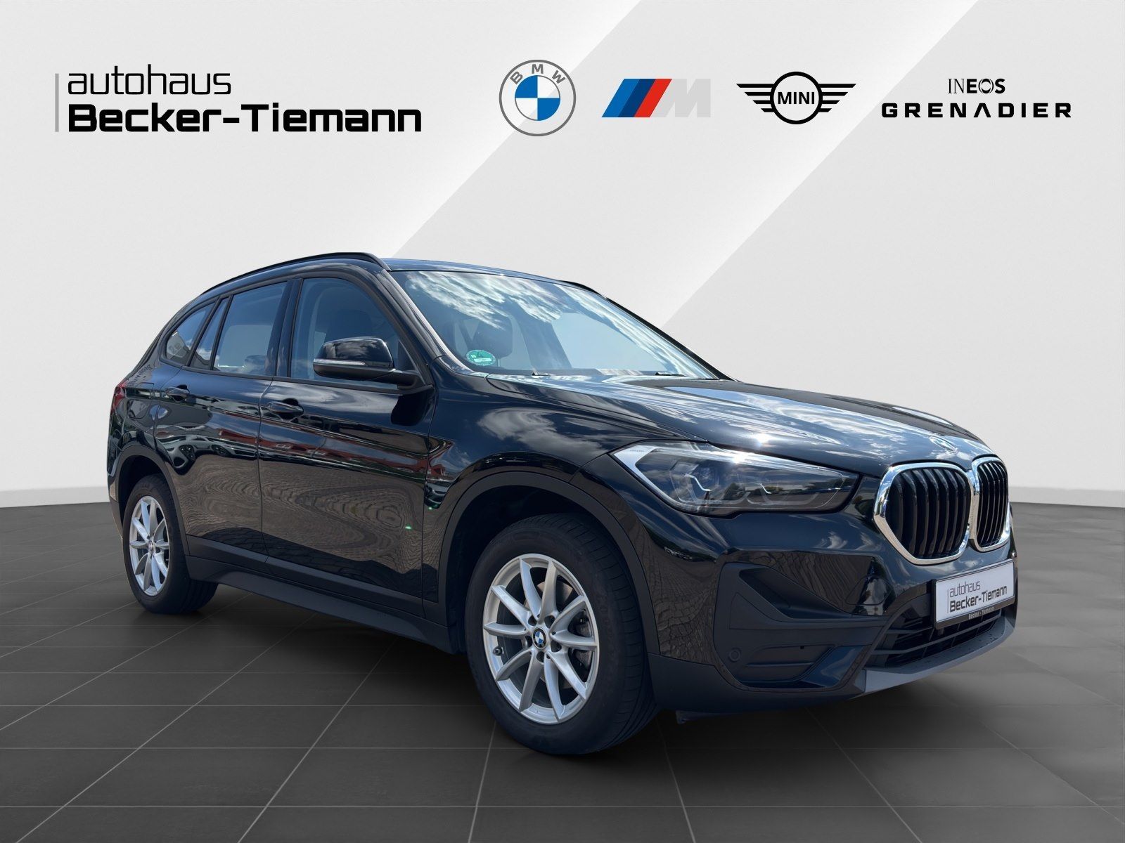BMW X1 xDrive18d - Samsaru's Car Outlet