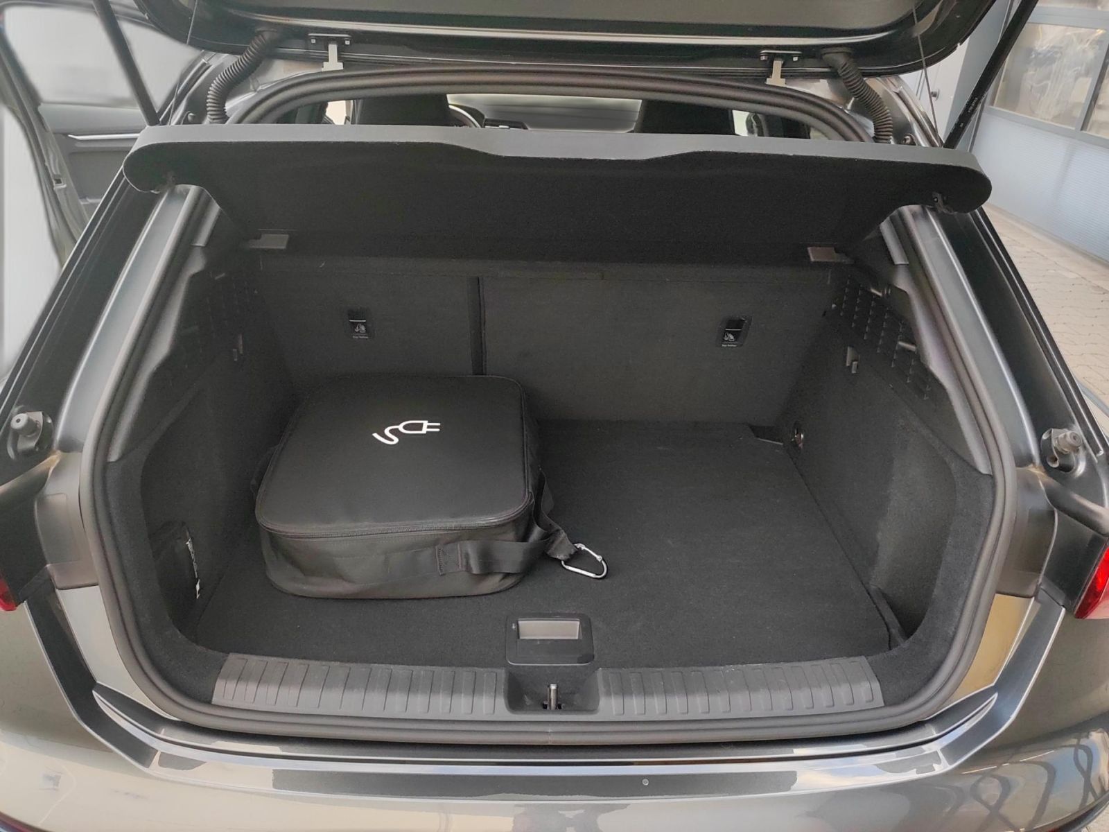 Audi A3 Sportback 45 TFSI e S line S tronic *NAV+*